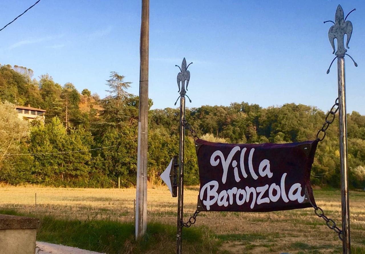 Villa Baronzola 蒙特瓦尔基 外观 照片