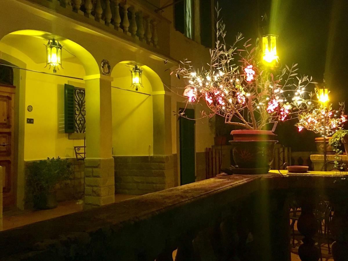 Villa Baronzola 蒙特瓦尔基 外观 照片